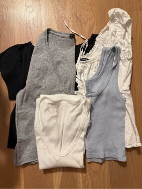 Lot of 5pcs Brandy Melville Tops- Black, Gray, White, Light Blue